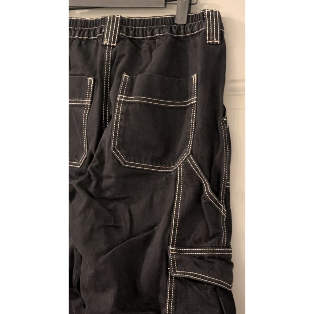 Women's BDG Urban Outfitters Black Cargo Pants with White Stitching Size 29 - Picture 8 of 11